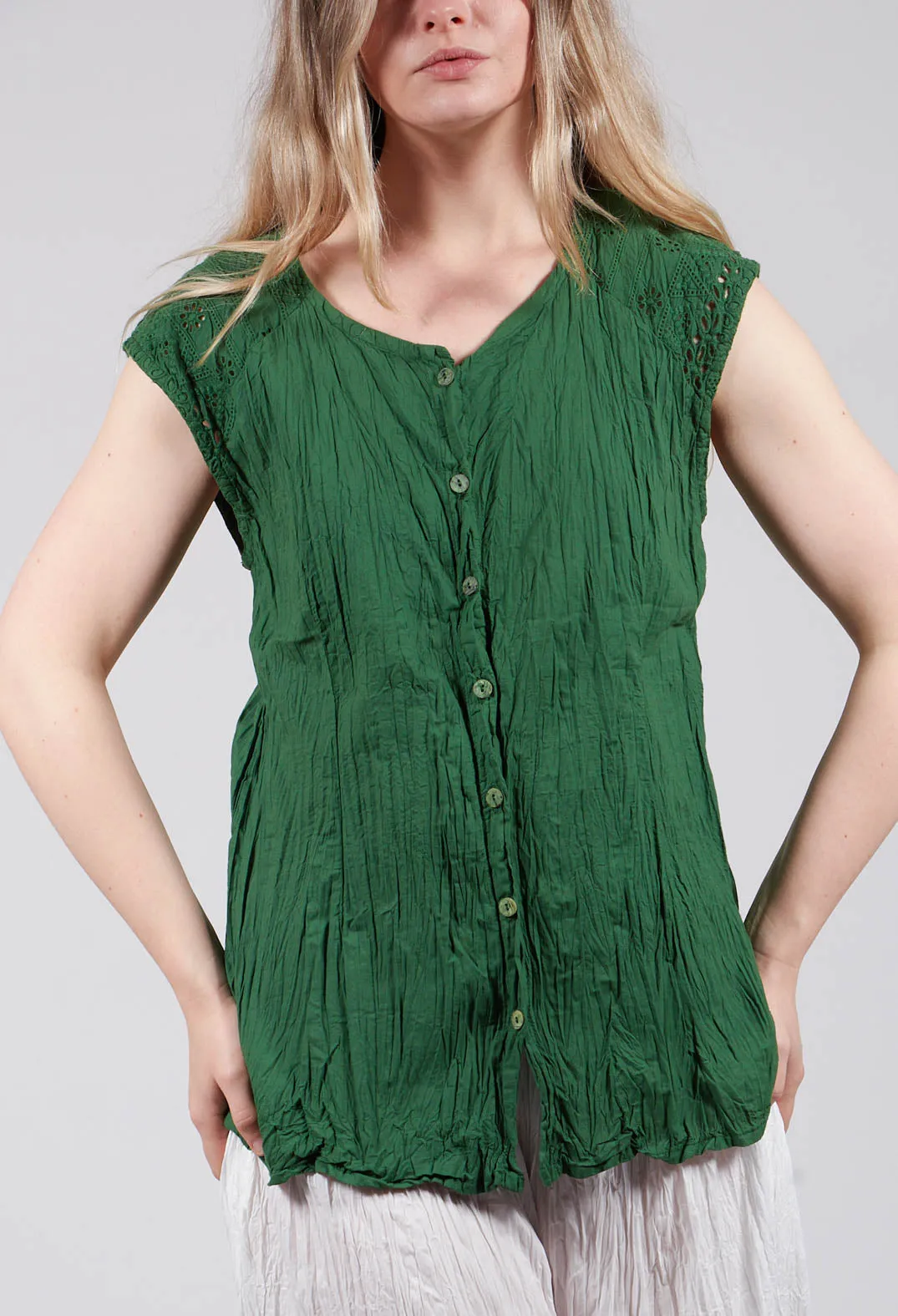 Geraniund Blouse in Gras Green