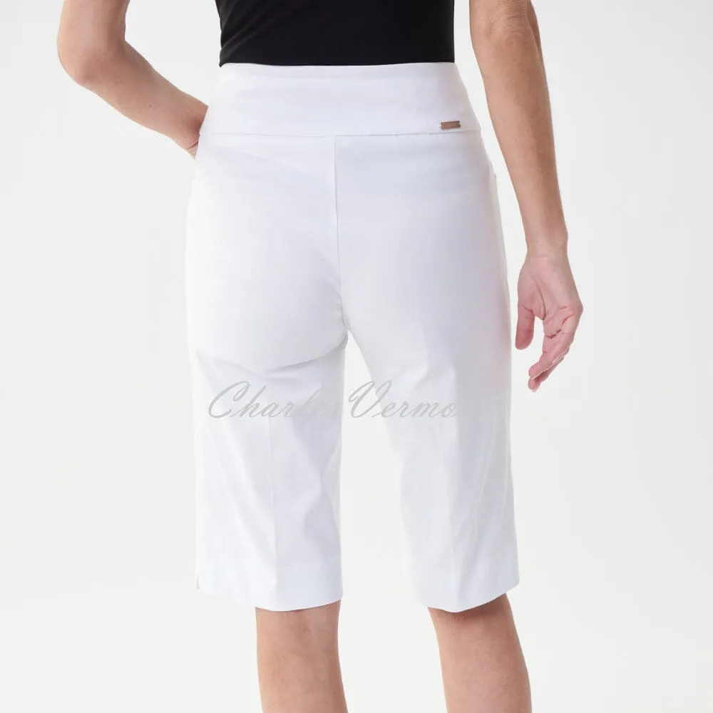 Joseph Ribkoff Bermuda Short – Style 222287 (White)