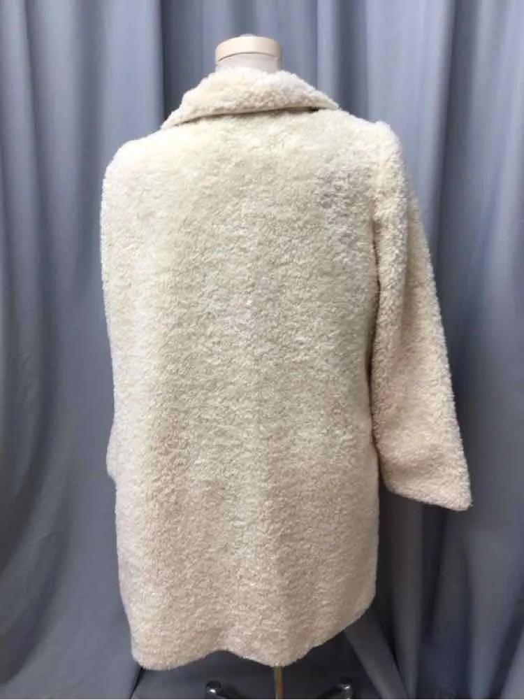 LOFT SIZE LARGE Ladies COAT