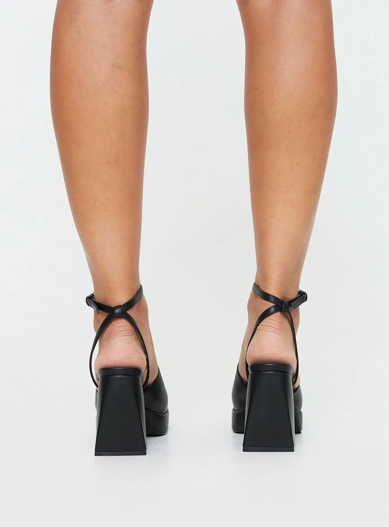 Rhiannon Heels Black