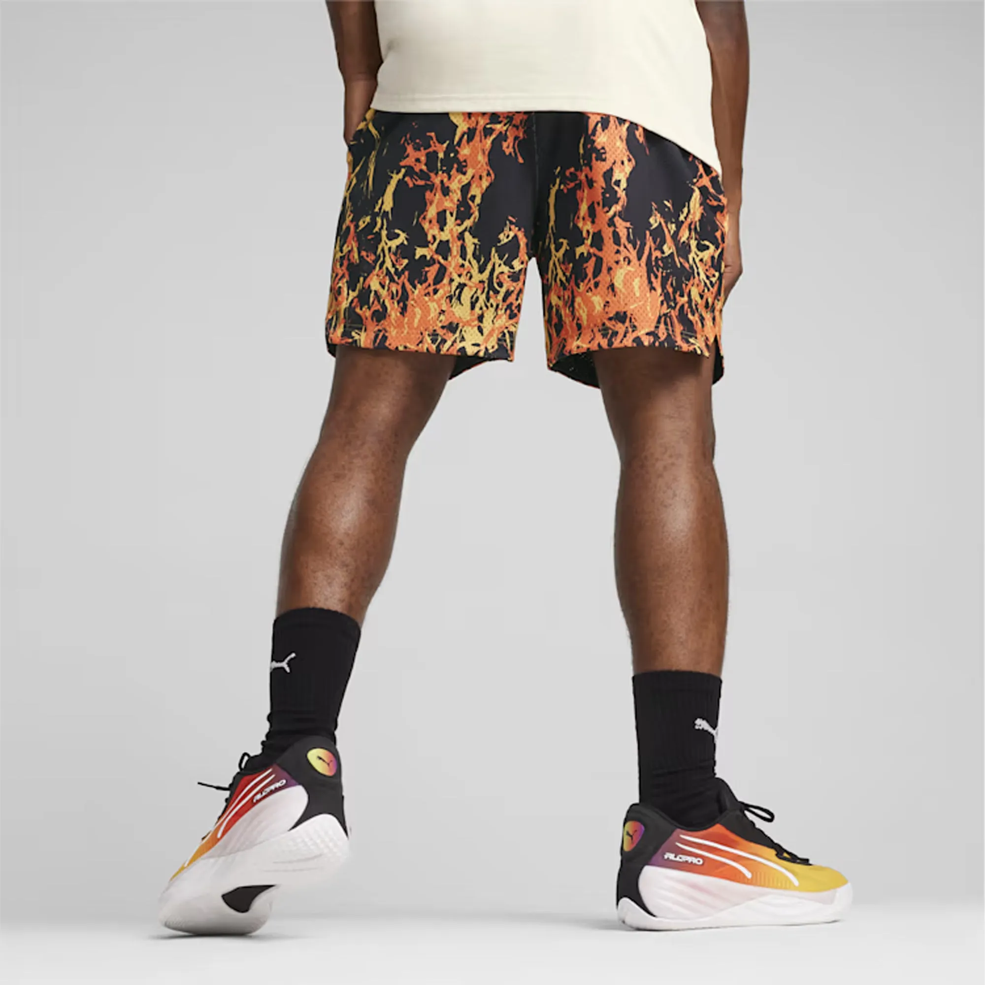 STRAIGHT FLAMES BASKETBALL SHORTS 'BLACK'