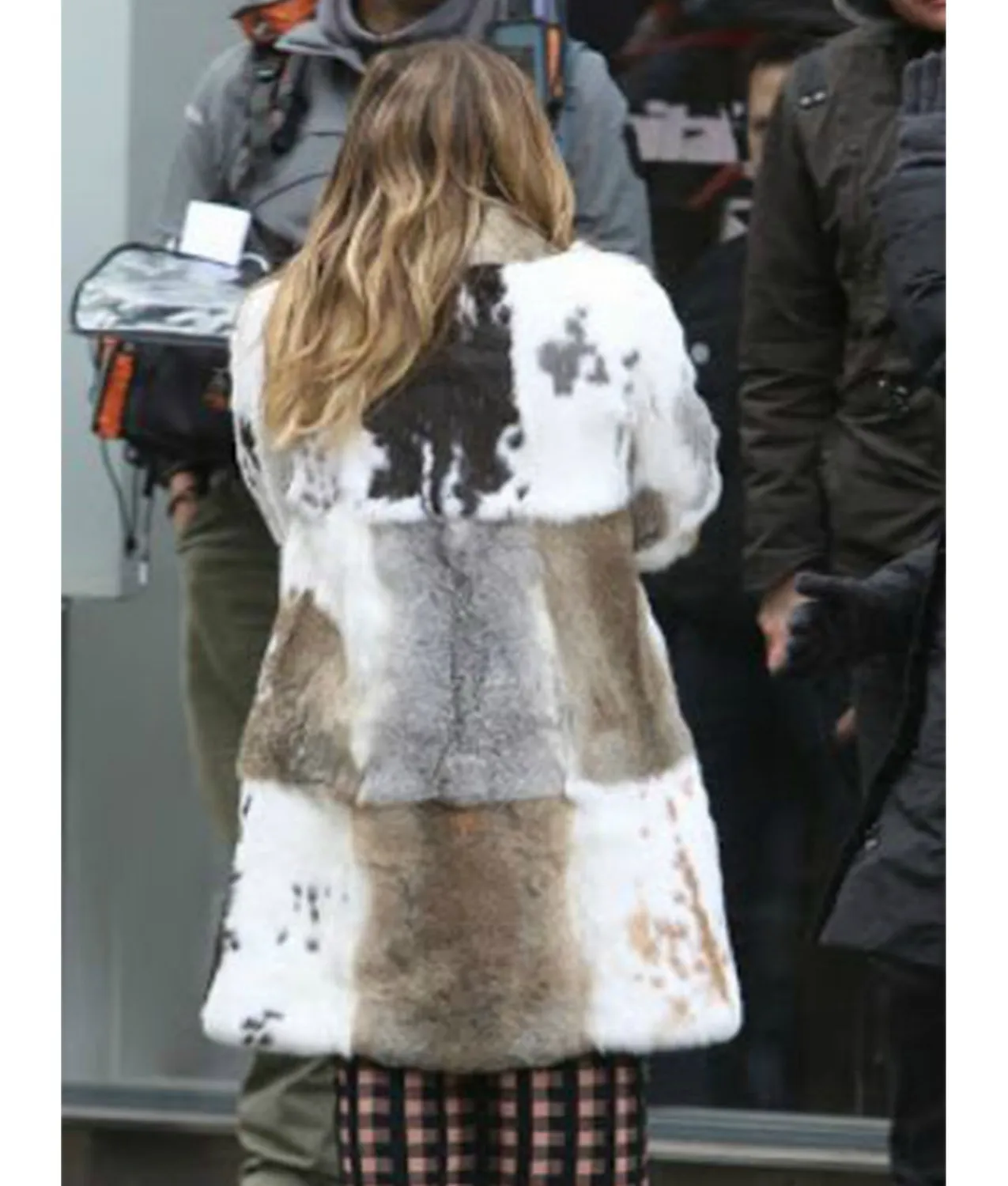 Younger Hilary Duff Fur Coat | Younger Season 7 Coat